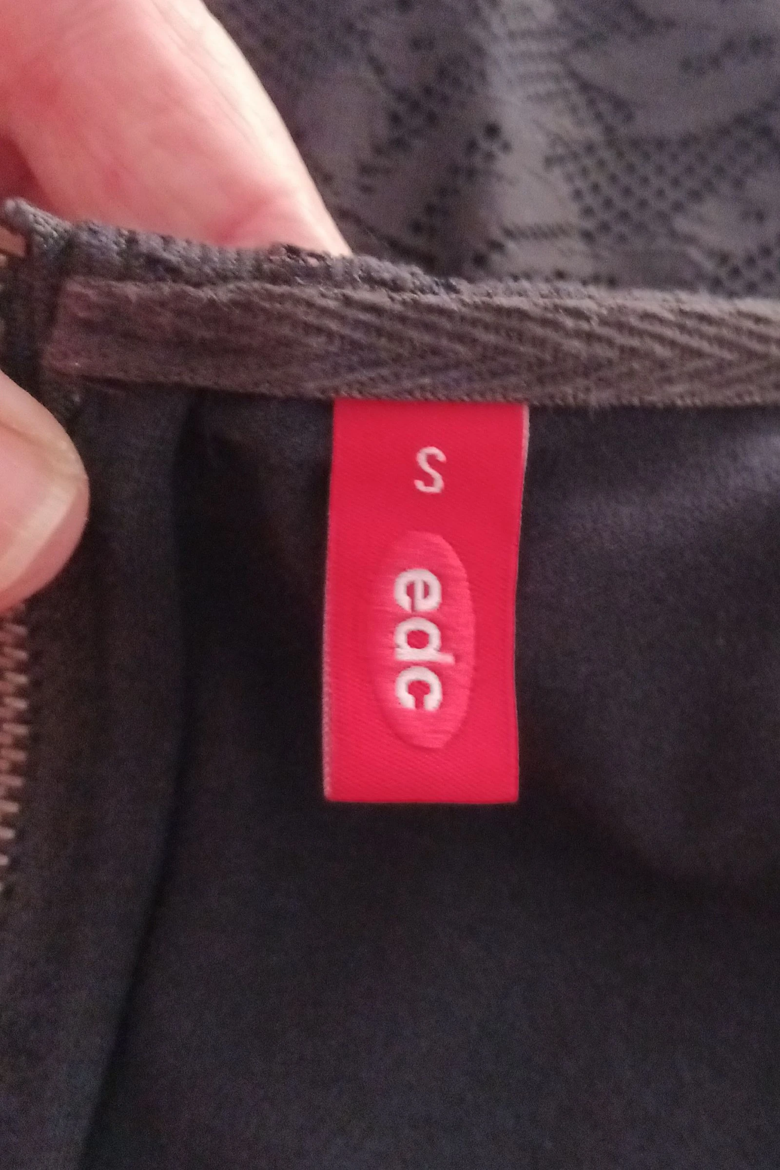Korte zwarte kanten jurk edc by Esprit T.S. – photo 9